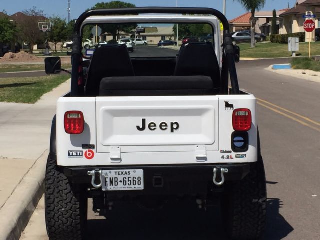 1984 Jeep CJ LAREDO - photo 2