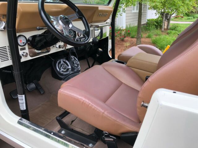 1984 Jeep CJ Laredo - photo 9