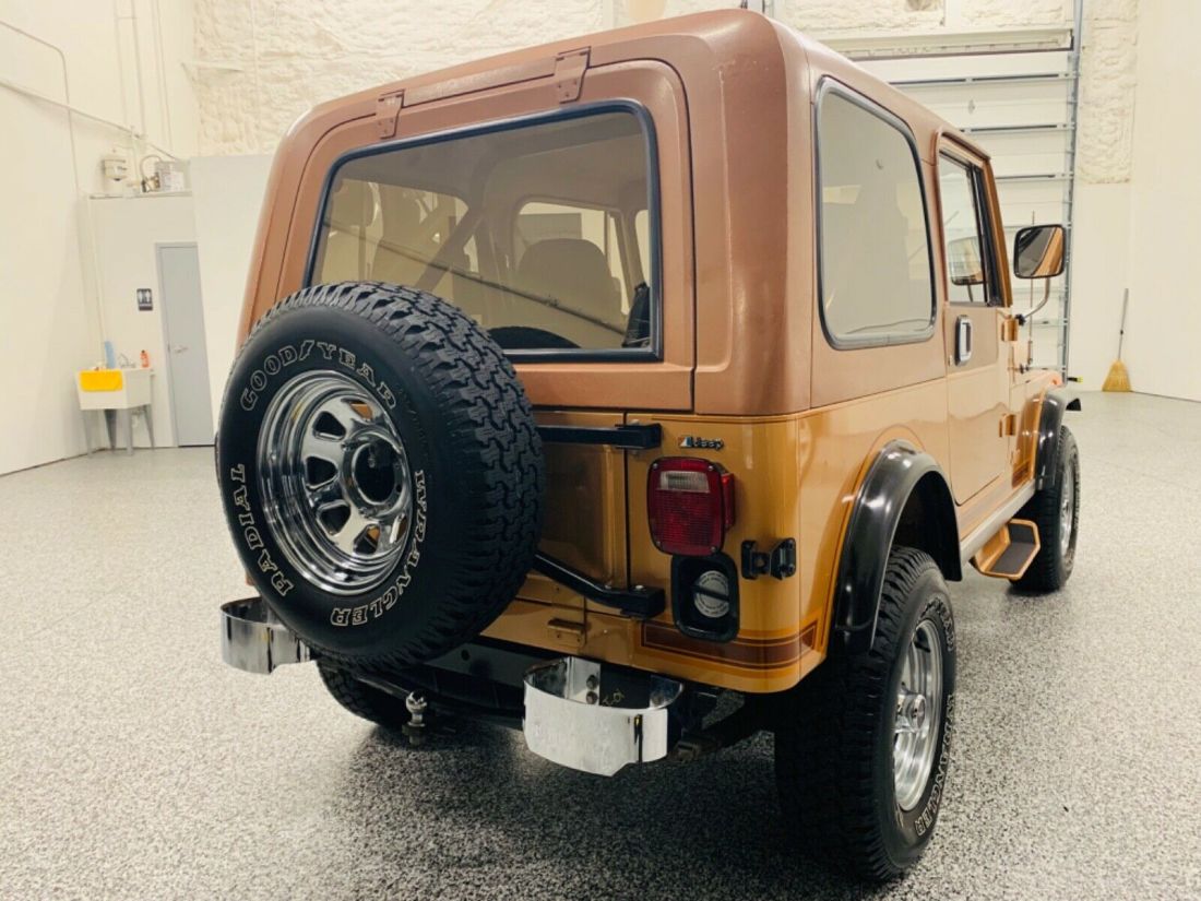1984 Jeep CJ - photo 5