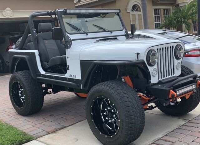 1984 JEEP CJ7 Frame-Off Custom Build 1984 Jeep CJ