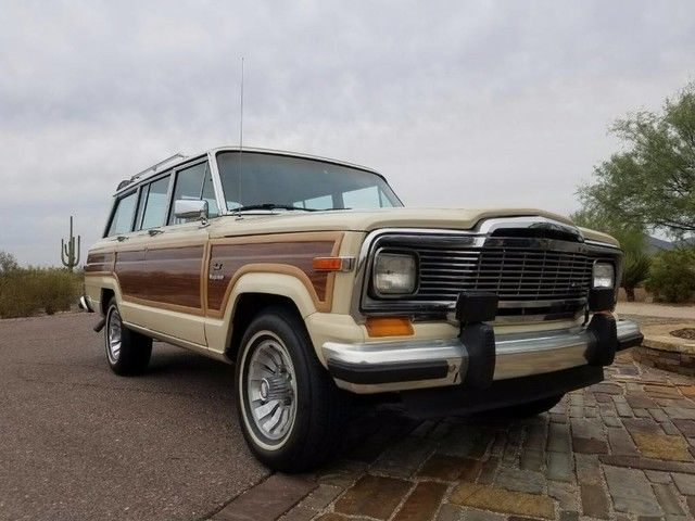1984 Jeep Grand Wagoneer Limited 4X4 Grand - photo 12