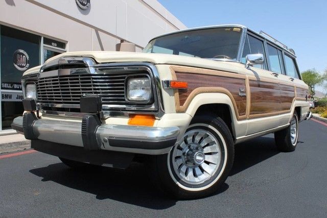 1984 Jeep Grand Wagoneer Limited 4X4 Grand 95609 Miles Almond Beige SUV 5.9L 360 1984 Jeep Grand Wagoneer Limited 4X4 Grand