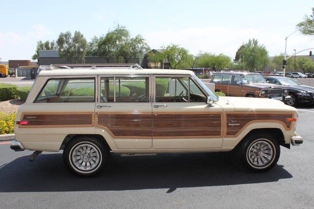 1984 Jeep Grand Wagoneer Limited 4X4 Grand - photo 9