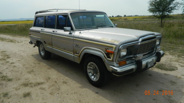 1984 Jeep Wagoneer - photo 4