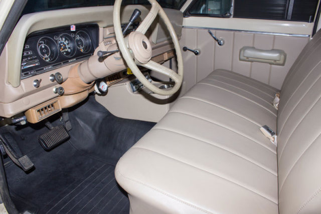1984 Jeep J-Series J-10 - photo 11