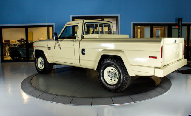 1984 Jeep J-Series J-10 - photo 4