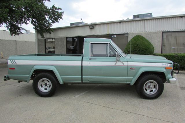 1984 JEEP J10 6 CYL 4 SPEED 4X4 RARE FRESH MOTOR PAINT AND INTERIOR NO RESERVE 1984 Jeep Wagoneer j10 pickup honcho