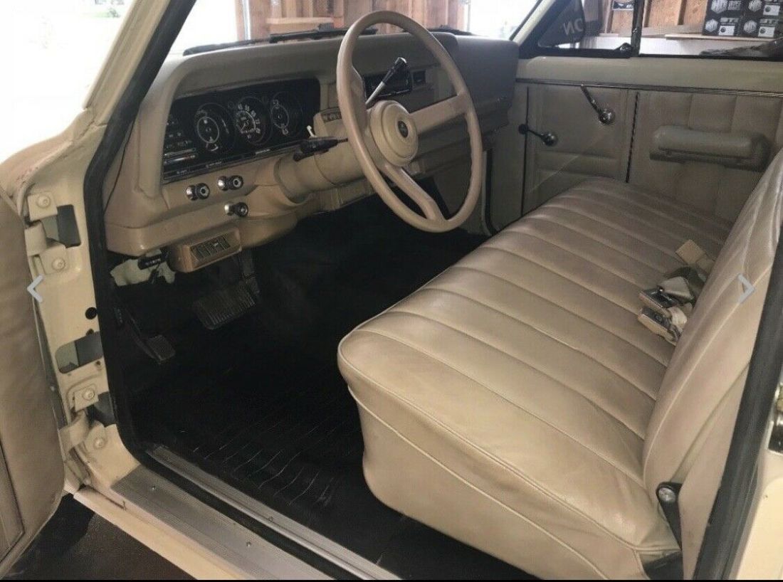 1984 Jeep J10 - photo 2