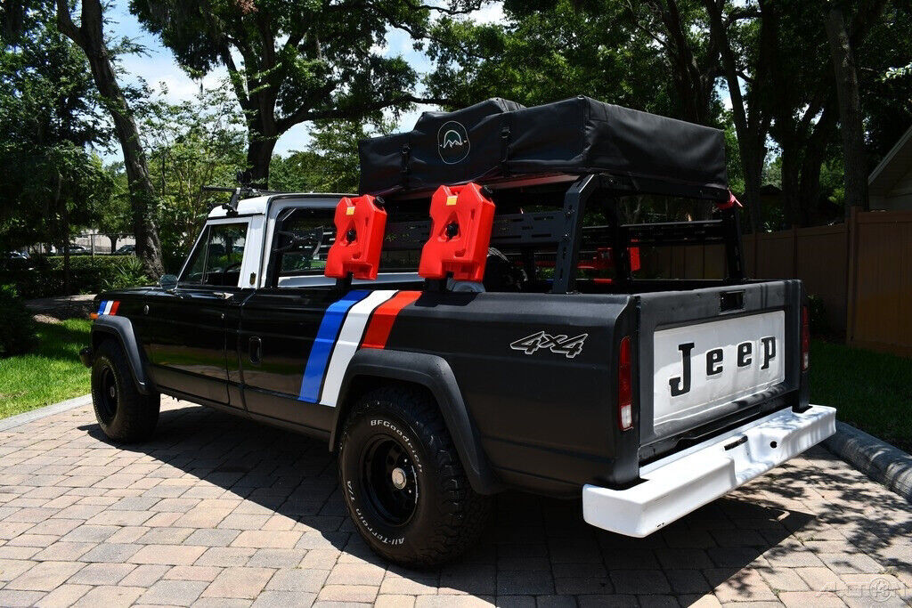1984 Jeep J-10 Very Rare Camper Express - photo 2