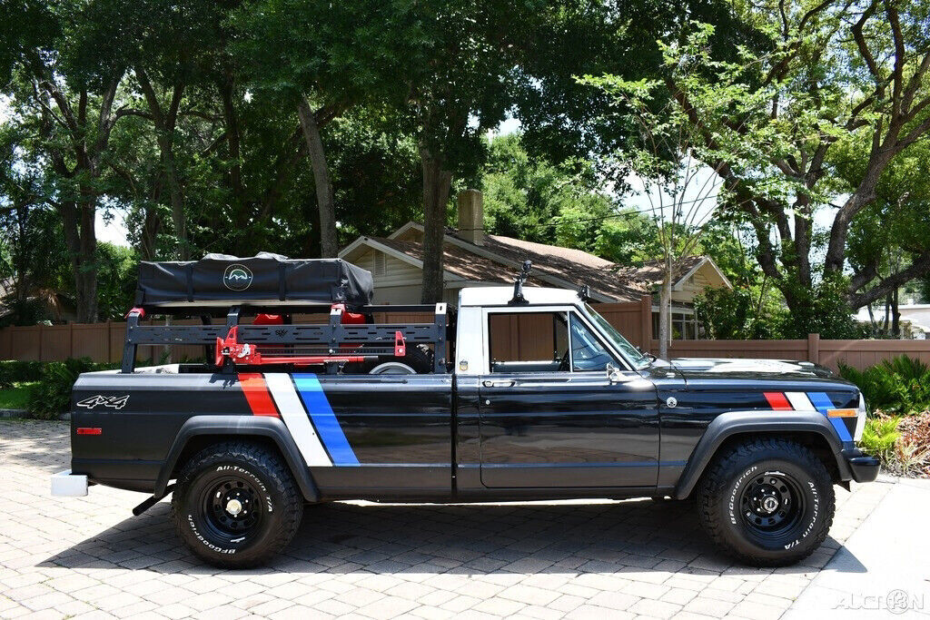1984 Jeep J-10 Very Rare Camper Express - photo 4