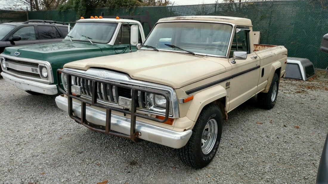 1984 Jeep J10 - photo 2