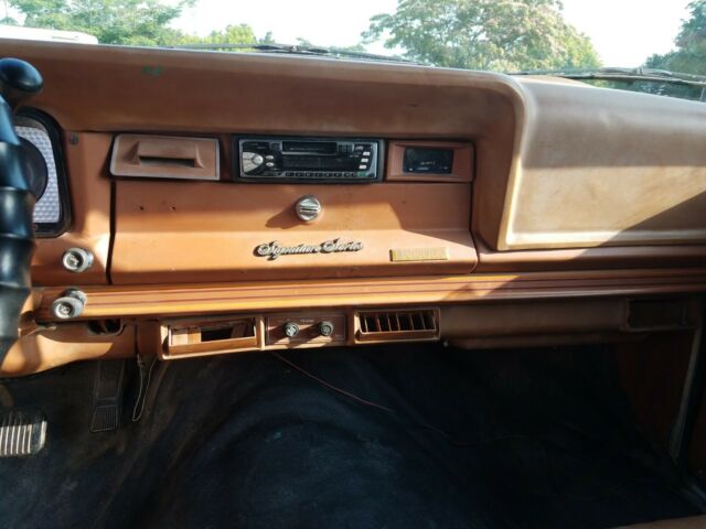 1984 Jeep J10 - photo 2