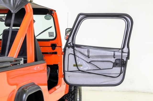 1984 Jeep Scrambler CJ 8 -- - photo 10
