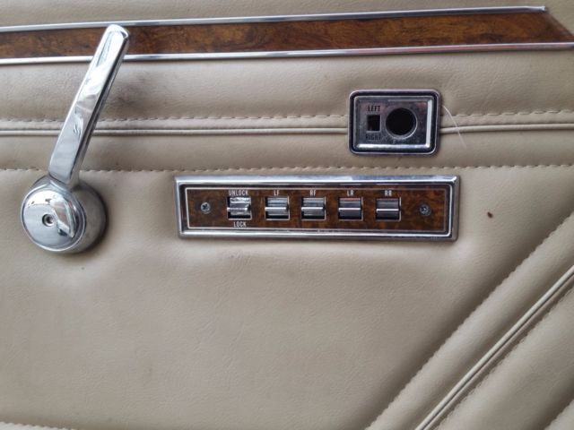 1984 Jeep Wagoneer - photo 13