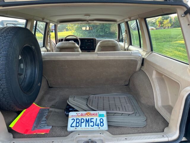 1984 Jeep Wagoneer - photo 12