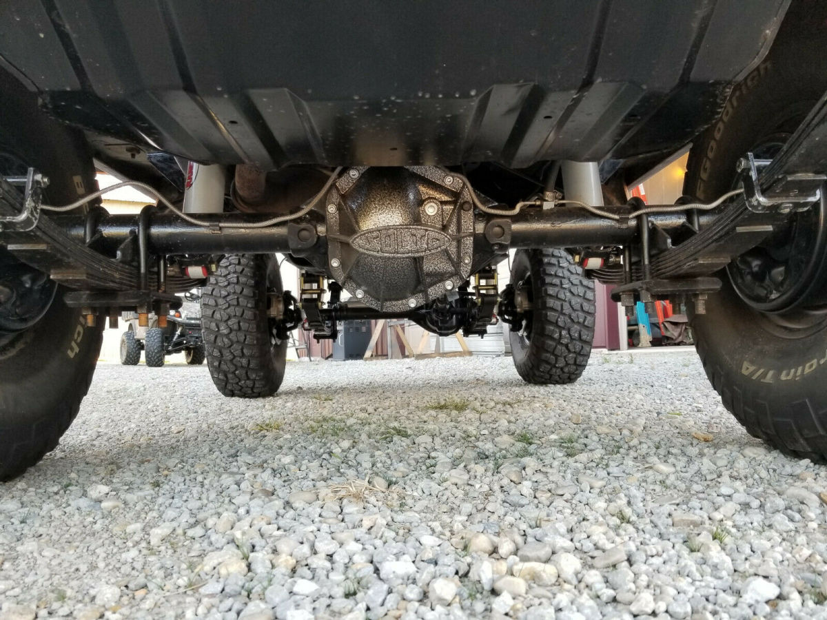 1984 Jeep Wrangler Larado - photo 9