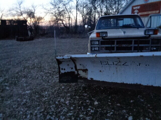 1984 GMC Sierra 2500 - photo 4