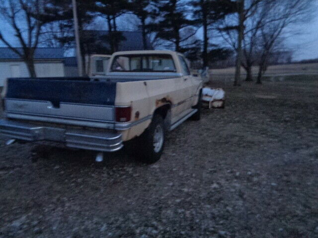 1984 GMC Sierra 2500 - photo 6