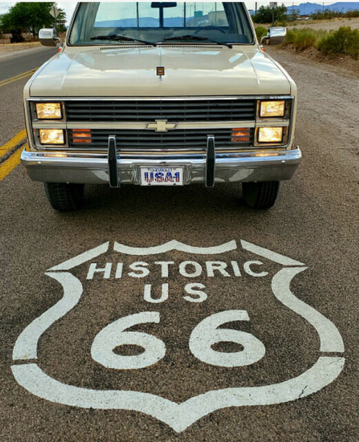 1984 Chevrolet C/K Pickup 3500 Silverado