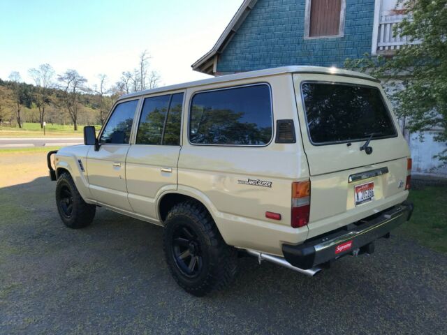 1984 Toyota Land Cruiser FJ60 - photo 4