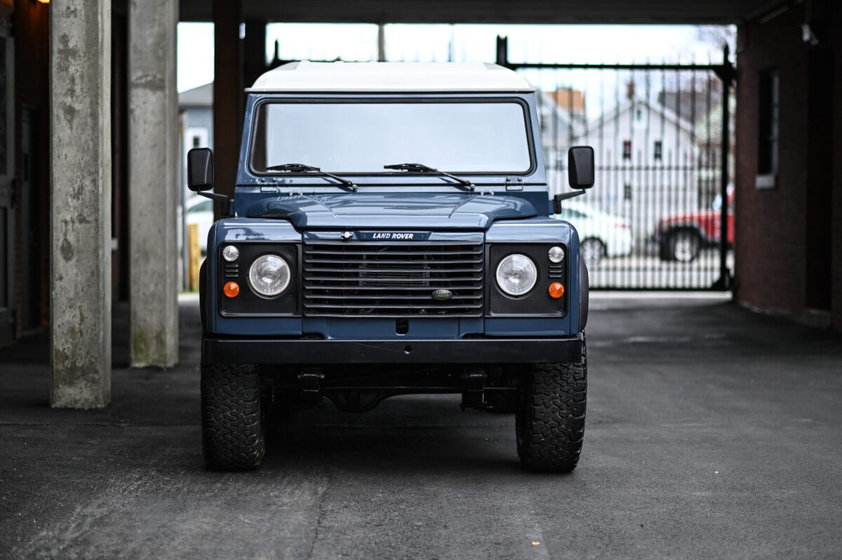 1984 Land Rover Defender N/A - photo 2
