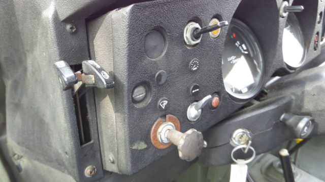1984 Land Rover Defender 3 DOOR with SOFT TOP - photo 12