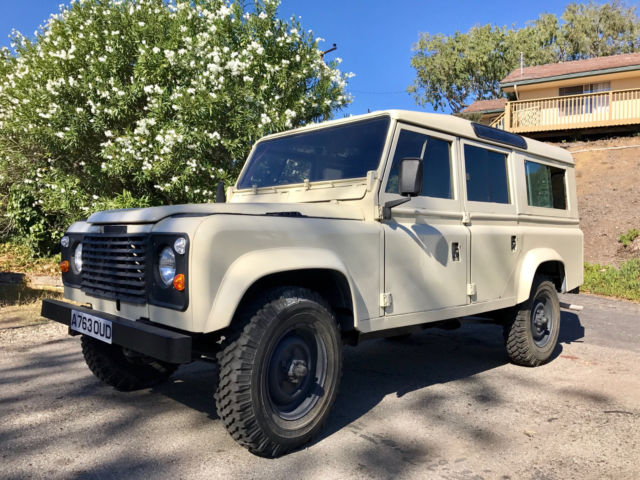 1980 Land Rover Defender Country - photo 3