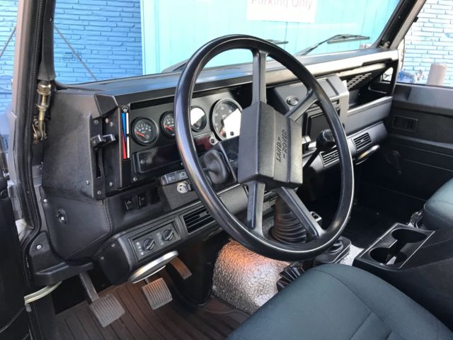 1984 Land Rover Defender 110 - photo 12