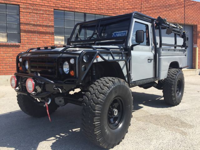 1984 Land Rover Defender 110 High Capacity Pickup Truck - photo 2