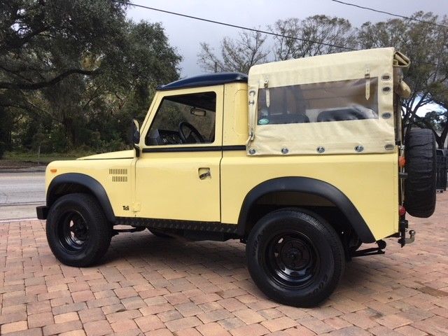1984 Land Rover Defender SANTANA - photo 2