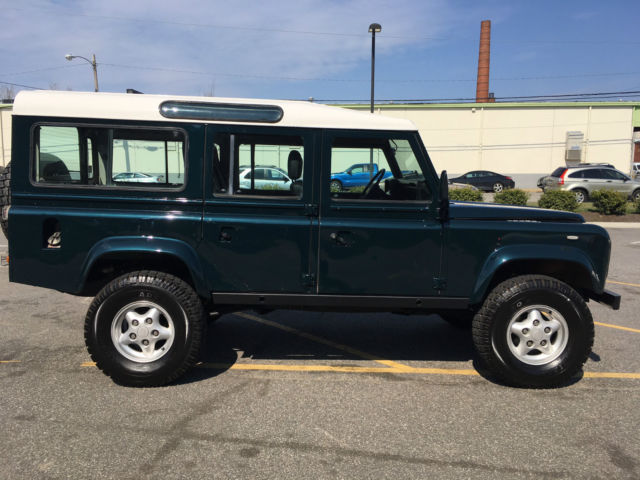 1984 Land Rover Defender Base Sport Utility 2-Door - photo 5