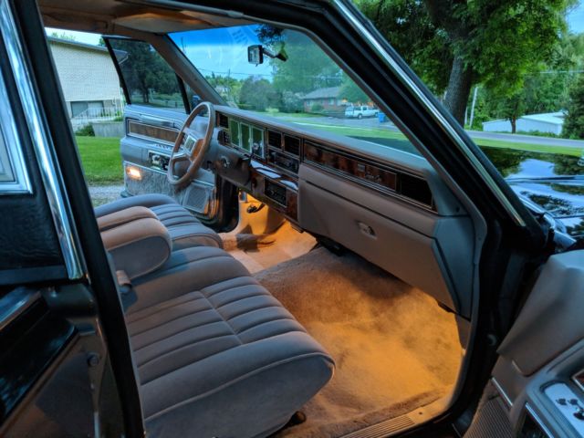 1984 Lincoln Town Car Signature - photo 10
