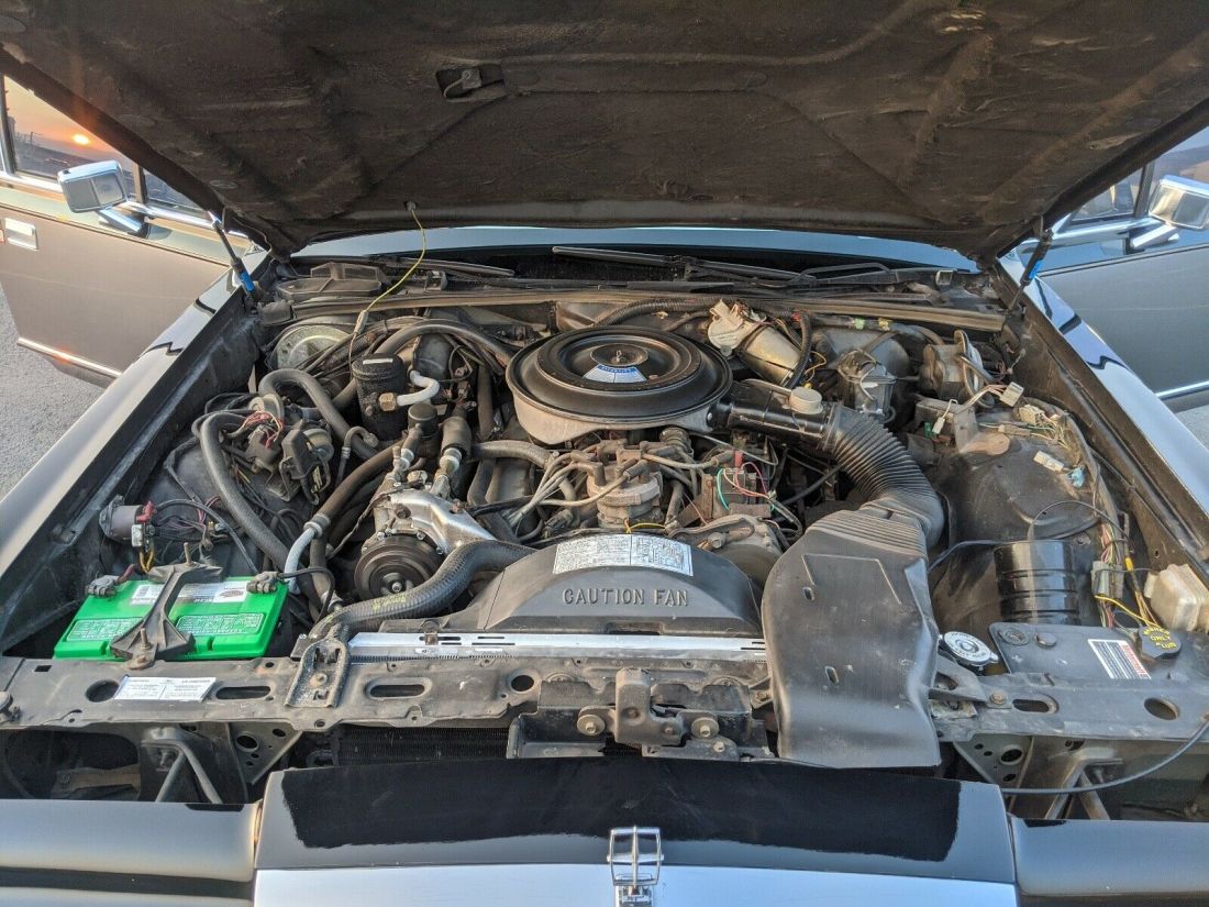 1984 Lincoln Town Car - photo 12