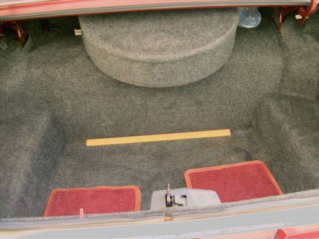 1984 Lincoln Town Car Signature Series - photo 6