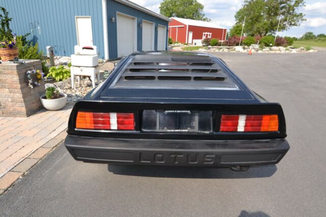 1984 Lotus Esprit 5-SPEED. ALLOYS. 2.2 LITER. 210 HP - photo 4