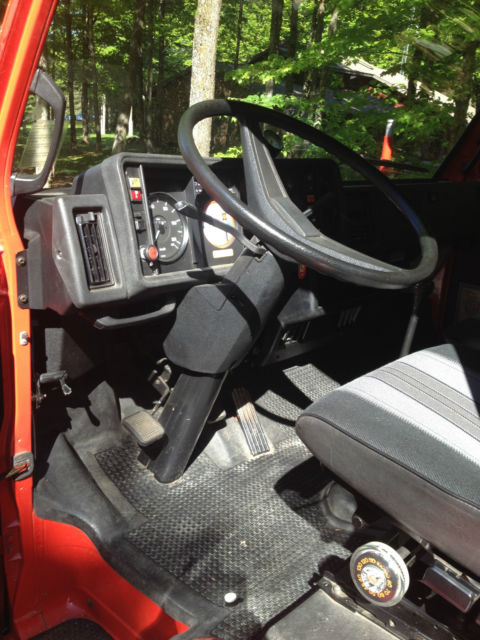 1984 Other Makes 4 WD truck w. enclosed box - photo 5