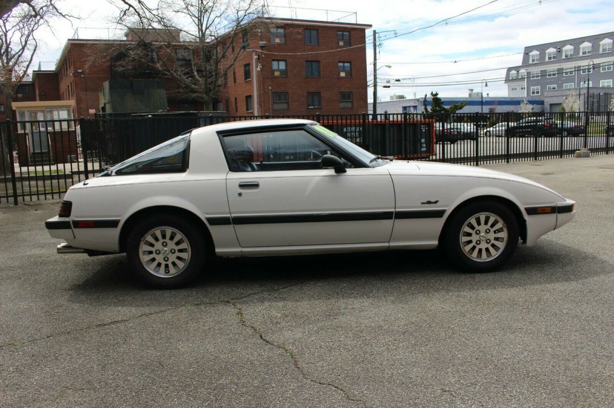 1984 Mazda RX-7 13B - photo 2