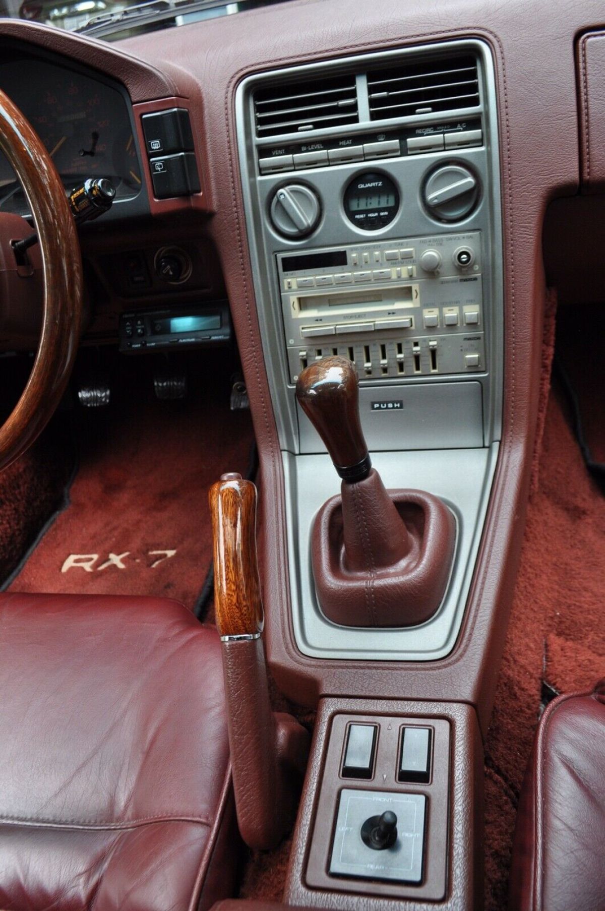 1984 Mazda RX-7 13B - photo 8