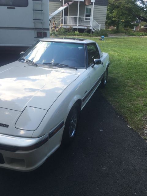 1984 Mazda RX-7 GLS-SE - photo 3