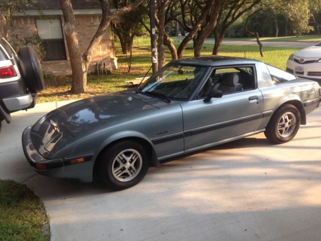 1984 Mazda RX-7 GS Coupe 2-Door 1.1L 1984 Mazda RX-7