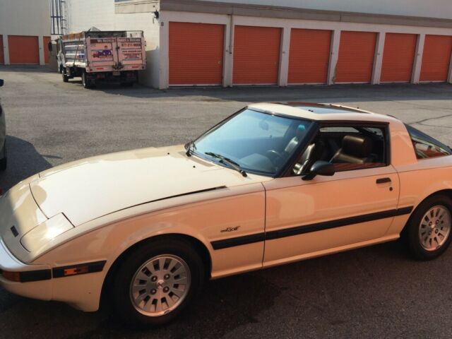 1984 Mazda RX-7 GSL-SE - photo 8