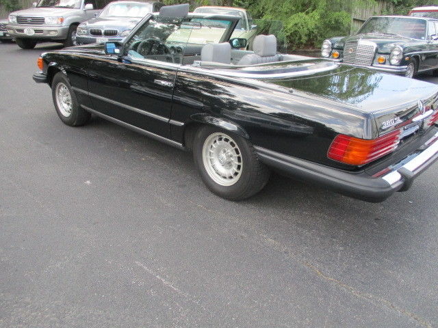 1984 Mercedes-Benz SL-Class - photo 11