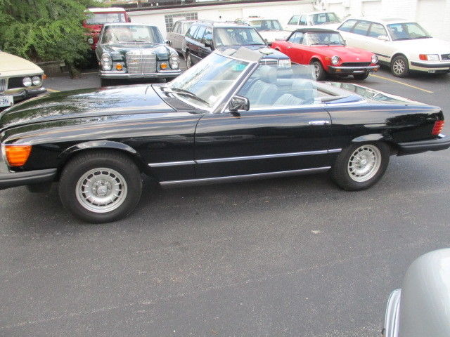 1984 MB 380SL.***ONLY 71386 MILES***LOOK*** 1984 Mercedes-Benz 300-Series 380SL