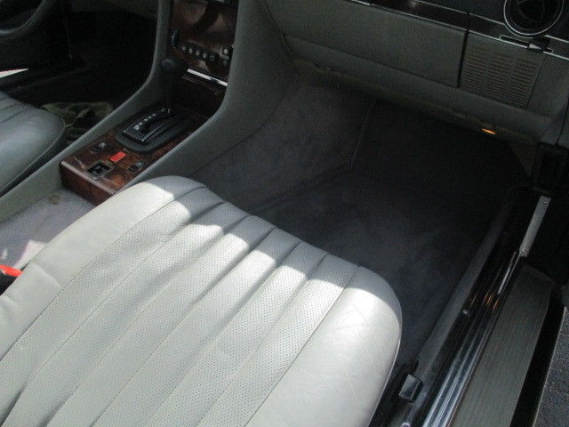 1984 Mercedes-Benz 300-Series 380SL - photo 10