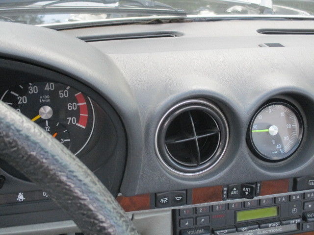 1984 Mercedes-Benz 300-Series 380SL - photo 6