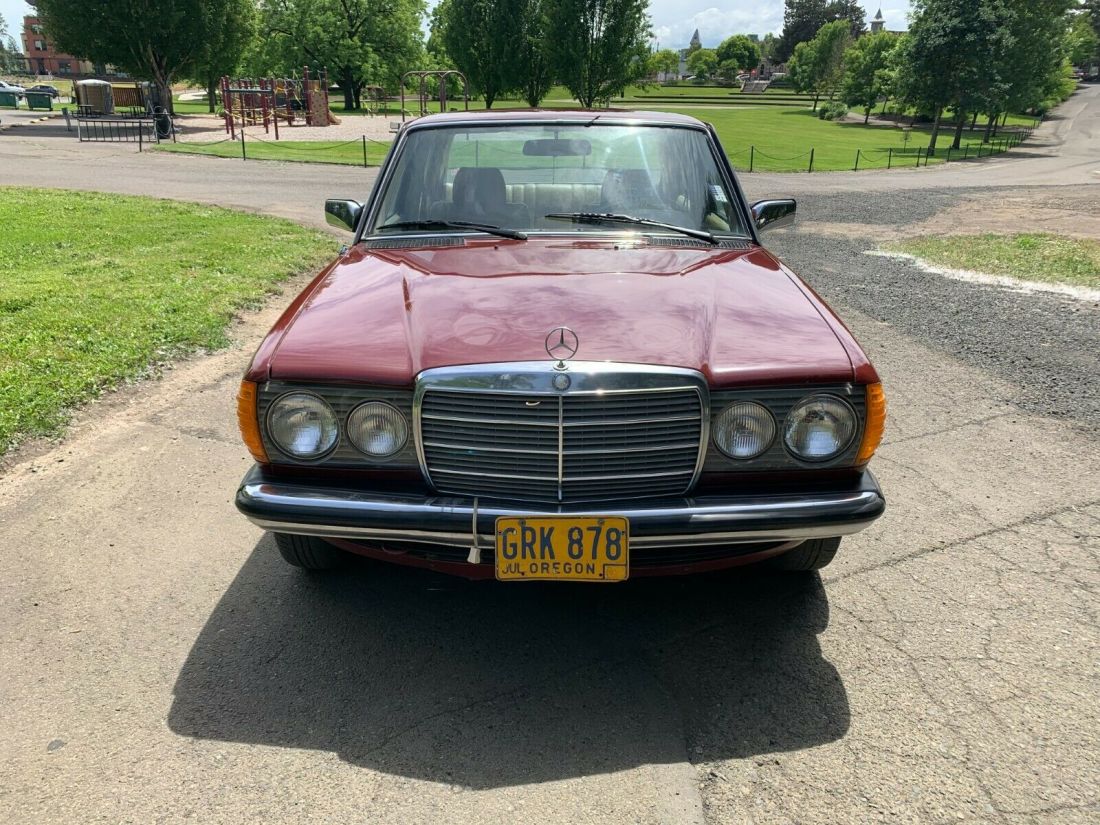1984 Mercedes-Benz 300-Series - photo 8