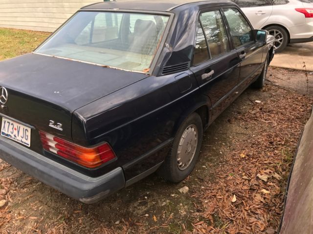 1984 Mercedes-Benz 190-Series 2.2 L - photo 4