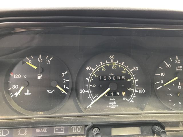 1984 Mercedes-Benz 190-Series 2.2 L - photo 9
