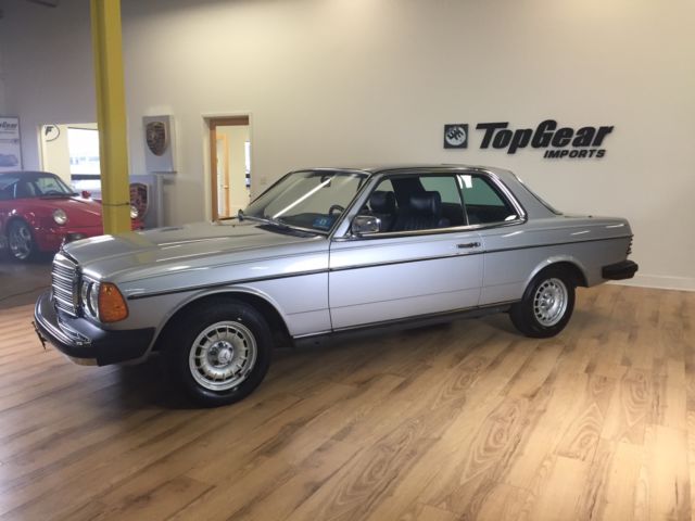 1983 Mercedes-Benz 300-Series - photo 3
