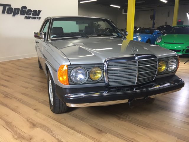 1983 Mercedes-Benz 300-Series - photo 6